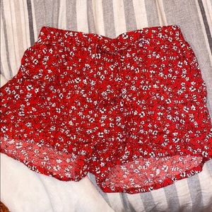 kohl’s flowwy shorts !!